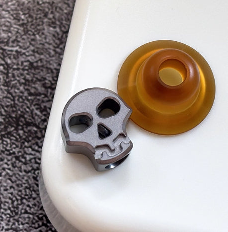 Titanium Alloy Skull EDC Tail Rope Knife Pendant Accessory Clasp