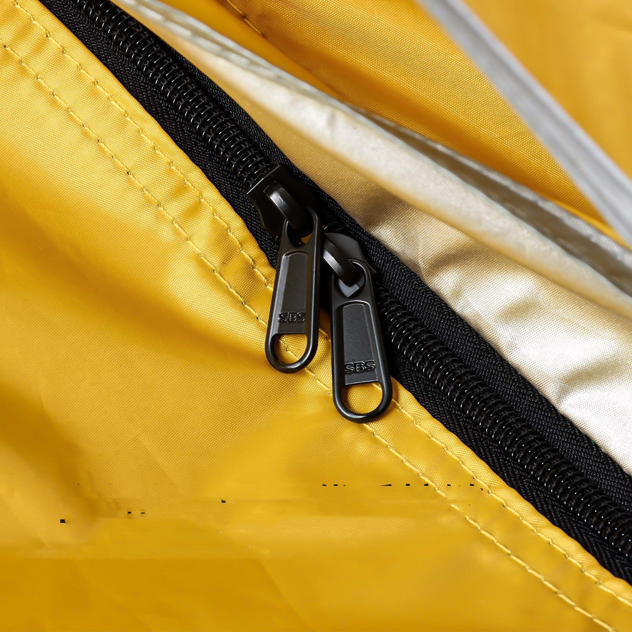 Simple Folding And Quick Opening Of Outdoor Tent - EDC Italia