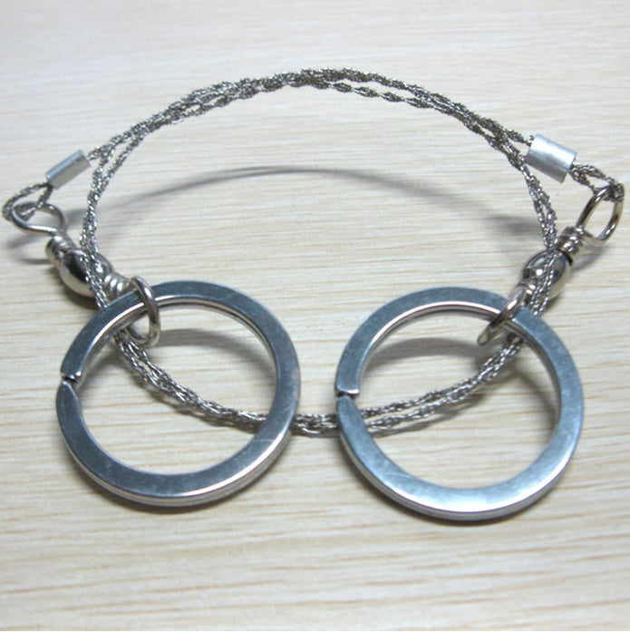 Multifunctional outdoor line according to the survival saw, wire saw, wire saw