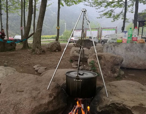 Compatible with Apple, Camping outdoor campfire tripod hanging pot picnic fire bracket aluminum alloy tripod camping supplies - EDC Italia