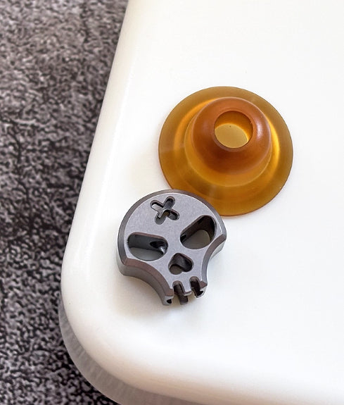 Titanium Alloy Skull EDC Tail Rope Knife Pendant Accessory Clasp