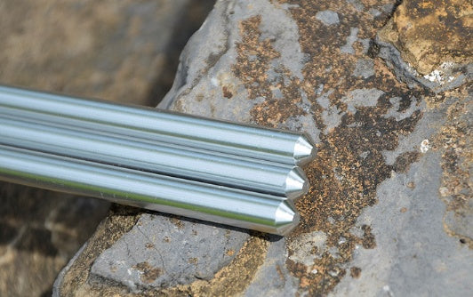 Compatible with Apple, Camping outdoor campfire tripod hanging pot picnic fire bracket aluminum alloy tripod camping supplies - EDC Italia