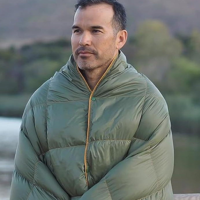 Outdoor Portable Down Multifunctional Shawl Camping Blanket - EDC Italia