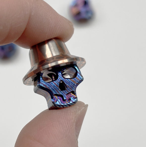 Titanium Alloy Skull EDC Tail Rope Knife Pendant Accessory Clasp