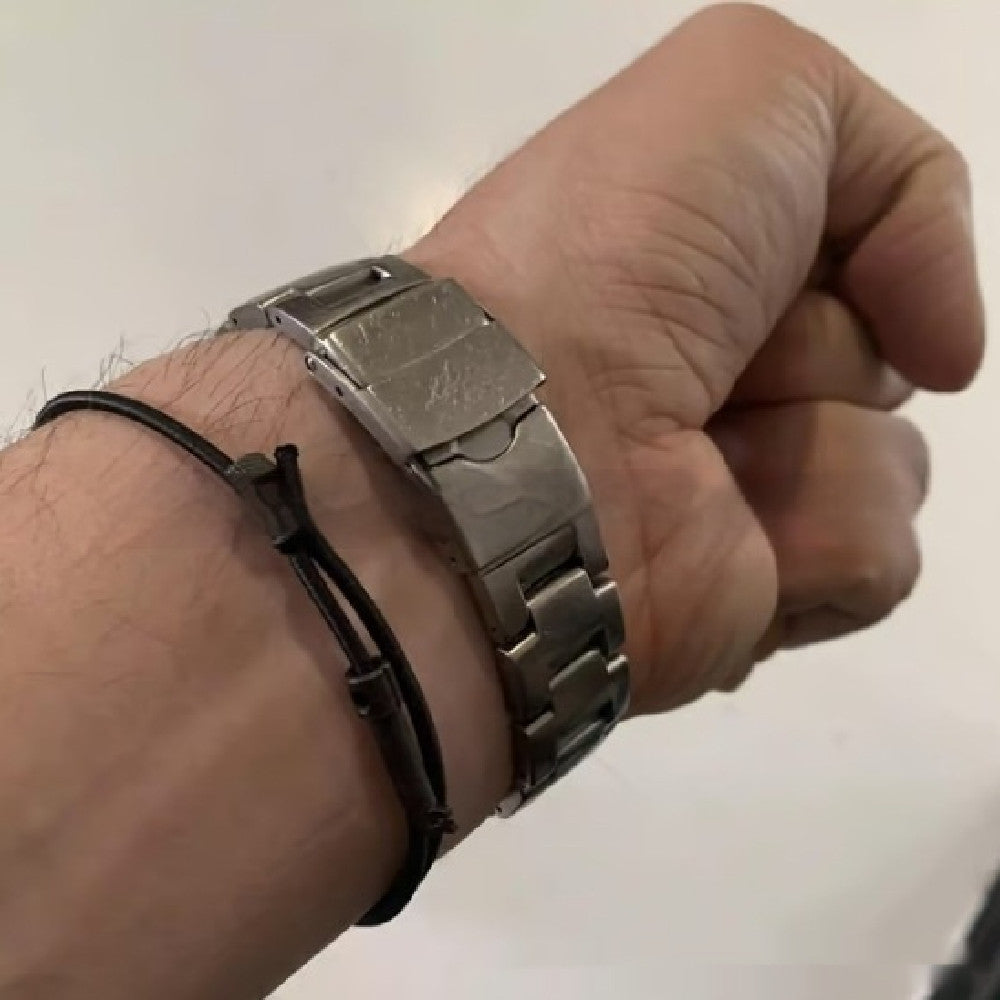 Lightweight Wild Rubber Survival Bracelet EDC